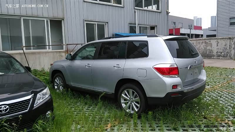 开着轻松舒服，提速快，空间够大，总想多带点人出去玩玩