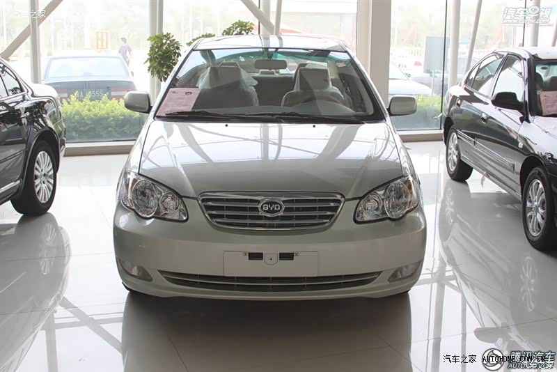 对于这个价格的车子带不绝对够用啦。