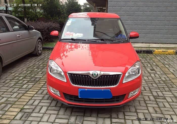 很实用的一款家用小车！