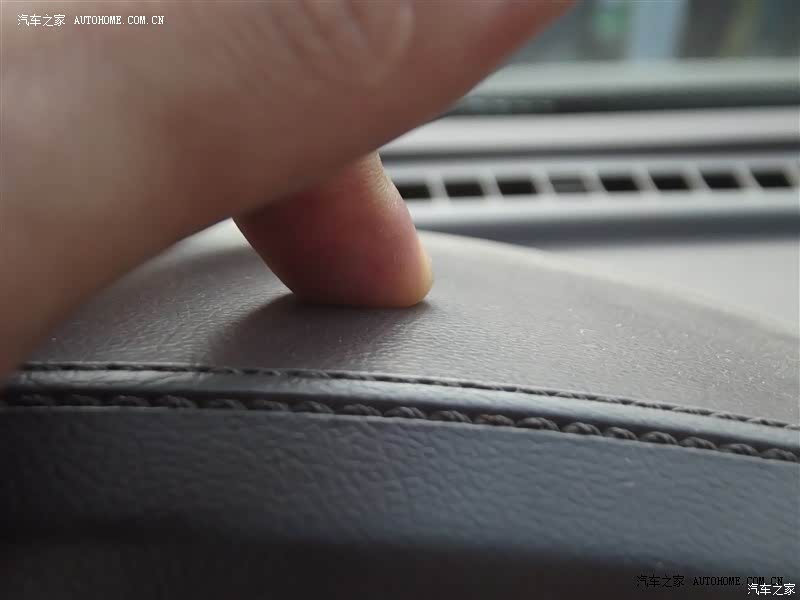 对得起这个价格，油耗也不高，舒适性也蛮好，