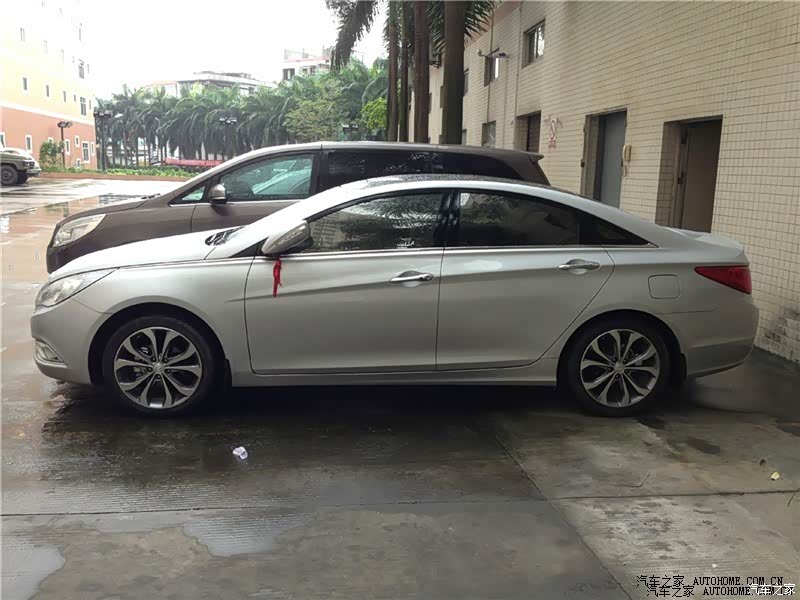 人生拥有过它不会感觉遗憾.爱它就要包容它所拥有的缺点与优点.