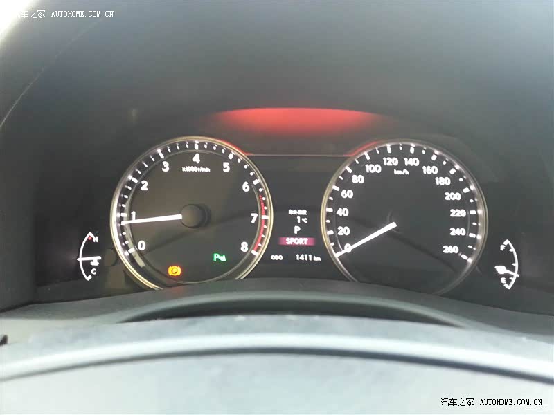 外观大气，行驶质感一流，换挡平顺，