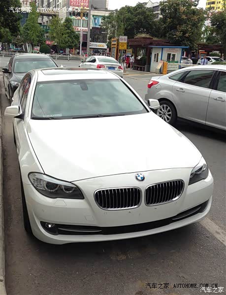 豪华大气，开着质感十足，动力一般，停车掉头要点手艺