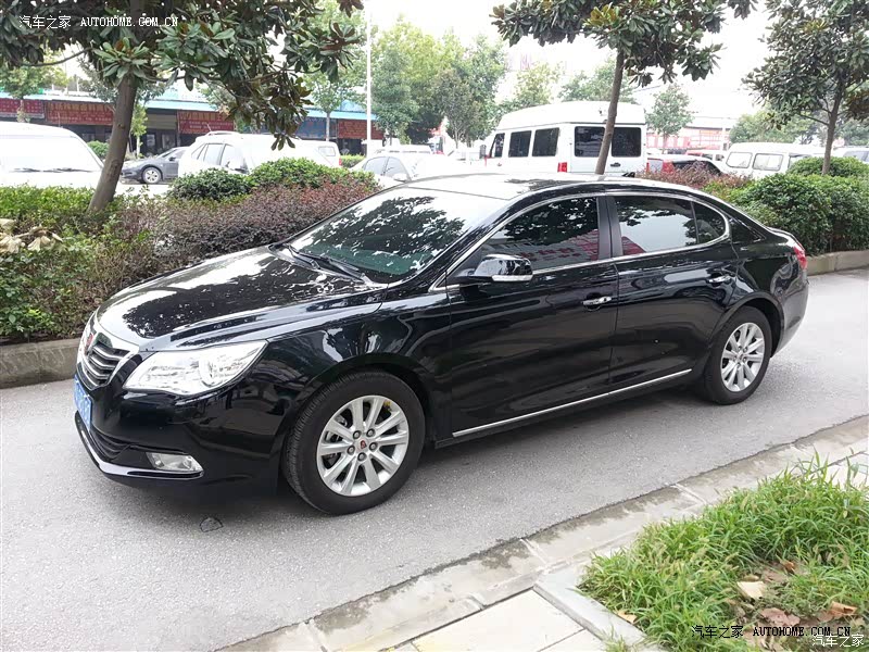 整体感觉此车稳重、大气，驾驶轻盈；油耗可以接受，是部好车。