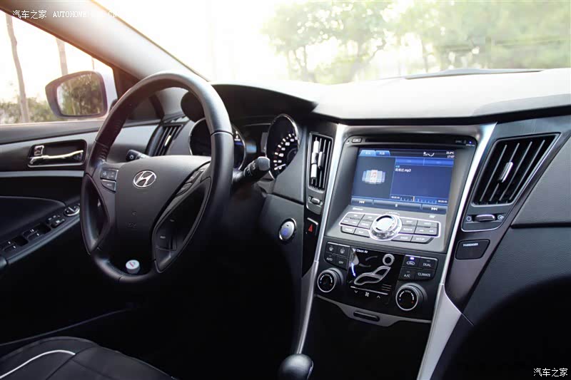 索八这个车完全满足家用，对于三口之家来说绝对值得一选。