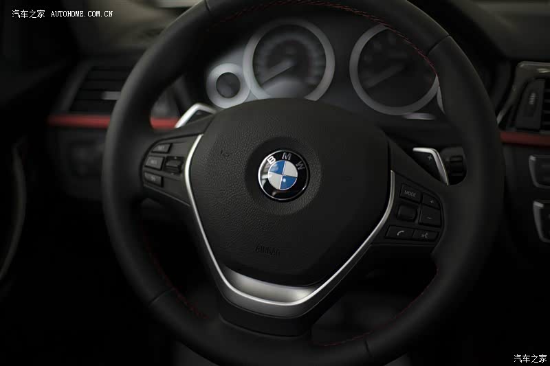 运动的外观  犀利的前脸  极好的操控  真正做到了吃得少跑得好