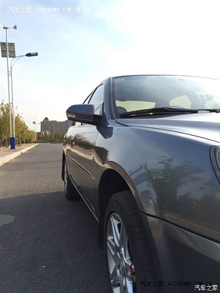 动力很好,车很省油,我老跑高速,速度快了不是太稳,总之经济之选!!