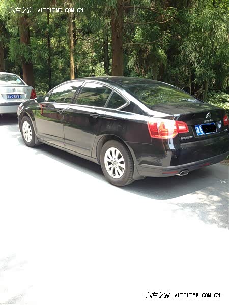 毕竟是B级车，非紧凑型可比。