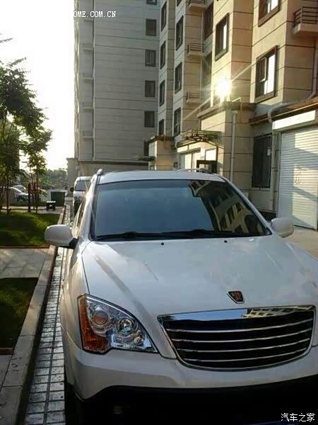 除了油耗较高，荣威W5真的是一辆不错的车子。