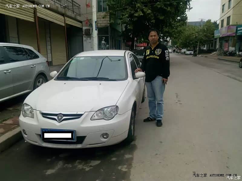 动力强劲，市区油耗开空调14升/百公里