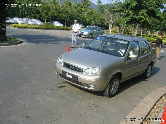 小两口够用了，家庭用小了点