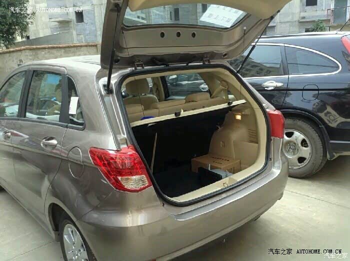 外观靓丽，性价比高