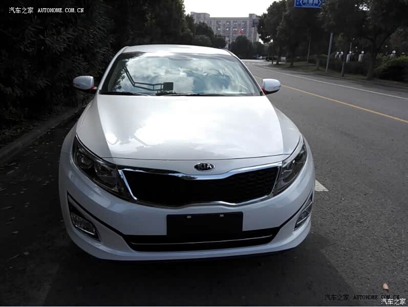 外观绝对的高大上，动力油耗都还可以，内饰米色没得选塑料多。