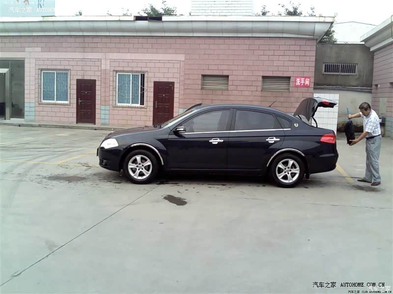 至少性价比还是不错的，大毛病没有