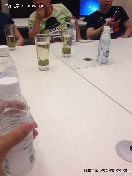 高大上，完全满足了我的自驾游需求，只要有车过的地方基本敢进去