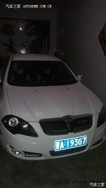 骏捷FRV，空间挺大的，动力不行啊，舒适度不行，轮胎噪音大。