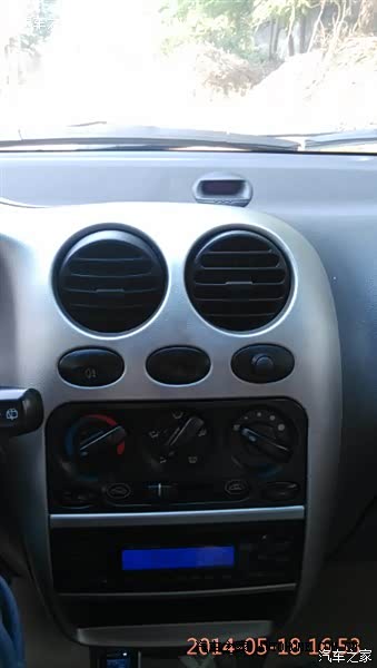 总体来说就是停车方便，经济省油