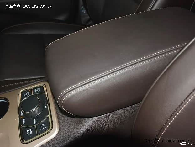 感觉大切是款全地形的SUV，它的驾驶模式比较多，能应付多种路况