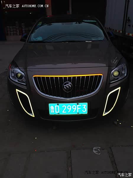 回头率200%，外形漂亮，感觉轿跑车身又宽又矮会更好看空间是鸡肋