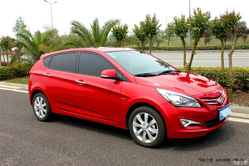 动力充沛，操控灵活。配置丰富，空间够用。性能稳定，油耗合理。