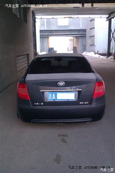 空间够大，四轮独立悬挂，转弯高速非常稳，老发动机维修方便省钱