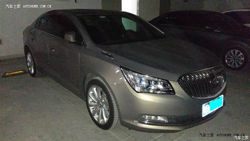 每天开着的时候就是纠结，主要是变速箱在低速时极不平顺，累人。