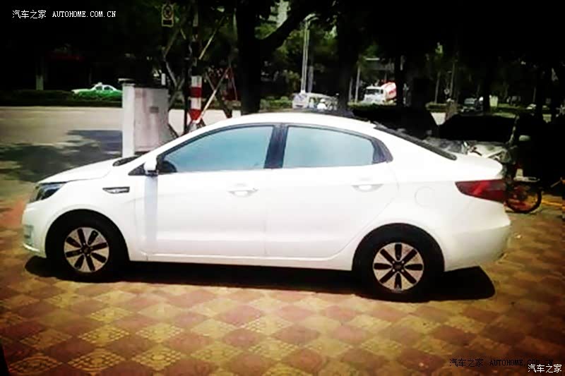 外观时尚动感，舒适性不错，整体表现满意。