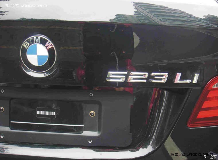 车不错！外观漂亮，内饰也不错！