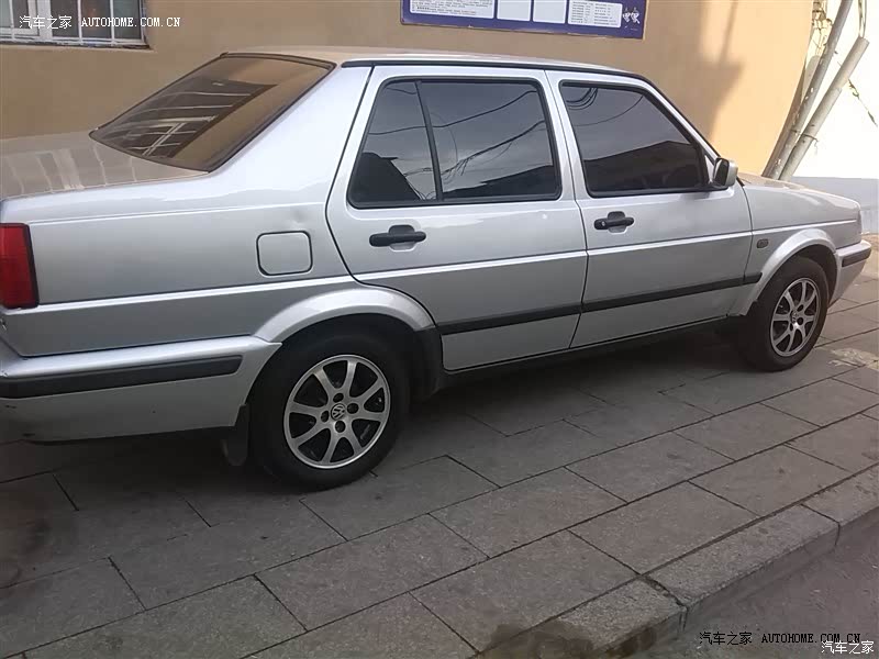 德国大众曾经的经典车型，皮实耐用，通过性良好。