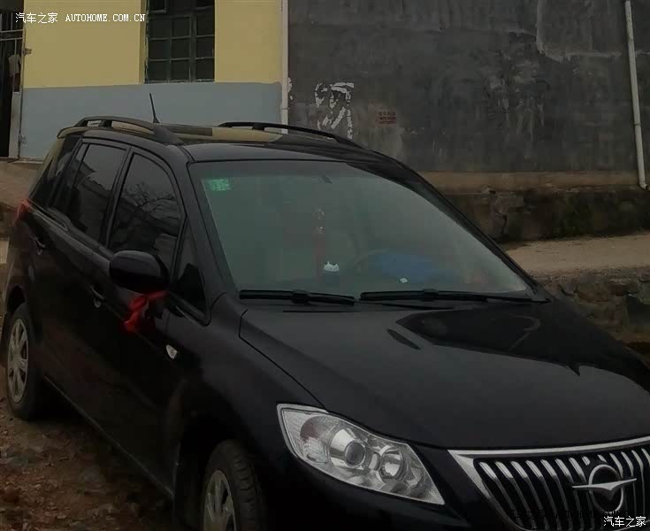 外观漂亮，空间大，第二排第三排座椅放倒方便