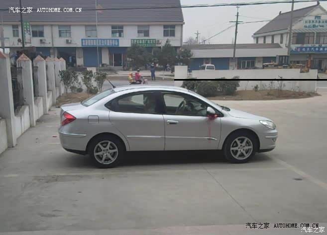 性价比较高，细节和小配件的质量不高，容易出现小配件故障