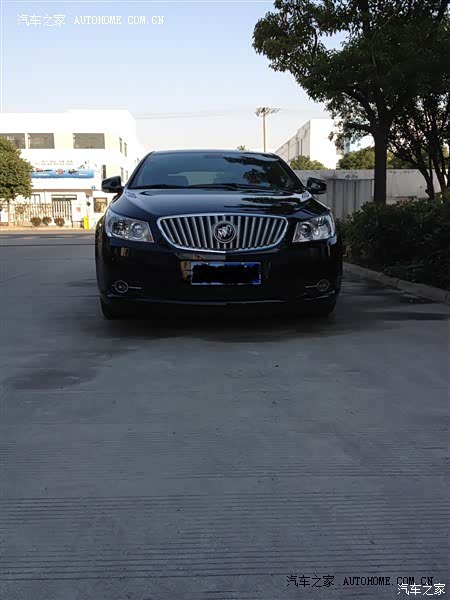 对变速箱的问题不太满意，其他各方面都比较满意。