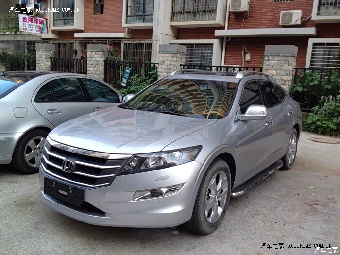 乘坐宽敞，家人喜欢，适合外出旅游用