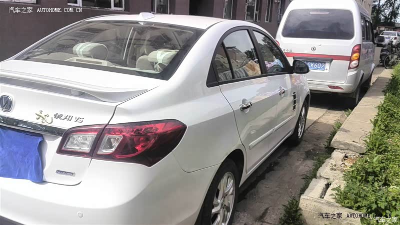 用车一年多感觉不错和同级车比回头率高油耗低家用上下班很适合