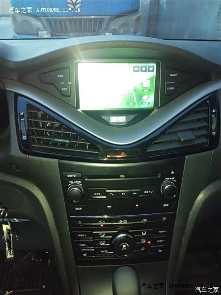 油耗动力内饰外观满意五星，唯一不能接受顿挫感非常明显