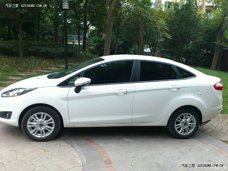 外观漂亮大嘴吃天下，实际超控稳定，油耗低