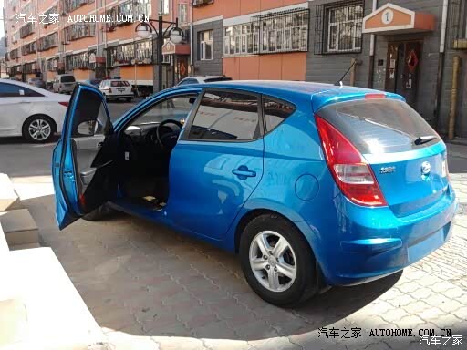 不知道可不可以说是两厢车的典范！