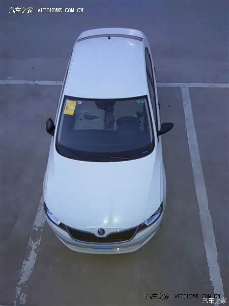 配置较低，比较欣慰的是油耗还是比较低的。