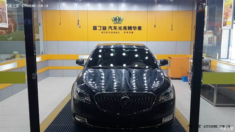 这车的性价比还是可以的，但油耗确实有点高。空间不错，完全够用