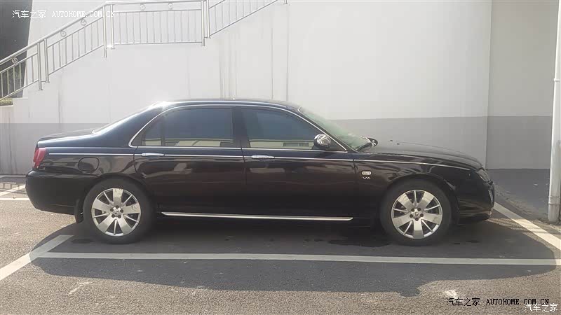 性价比高，外形真心好看。维修保养比较麻烦