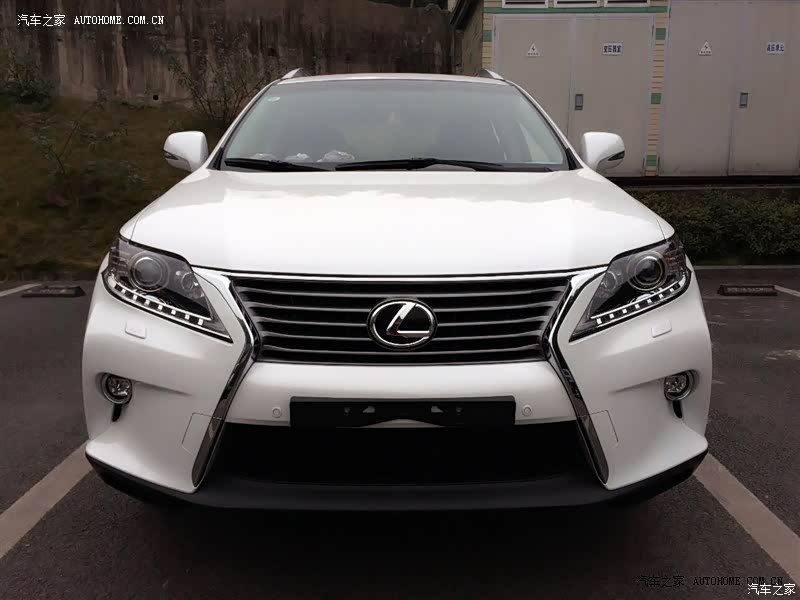 外观中规中矩且不庸俗，性能各方面比较到位，空间宽敞舒适。