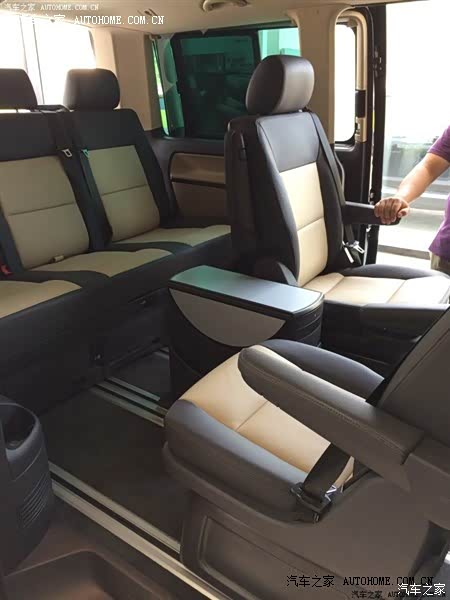 超大空间，座乘舒适。适合长途。