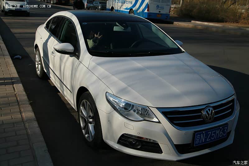 动力充沛，转向精准，外观漂亮，舒适性一般