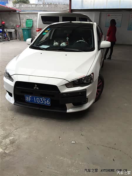 爱它不是一两天，克服它的做工，爱上它的样子。