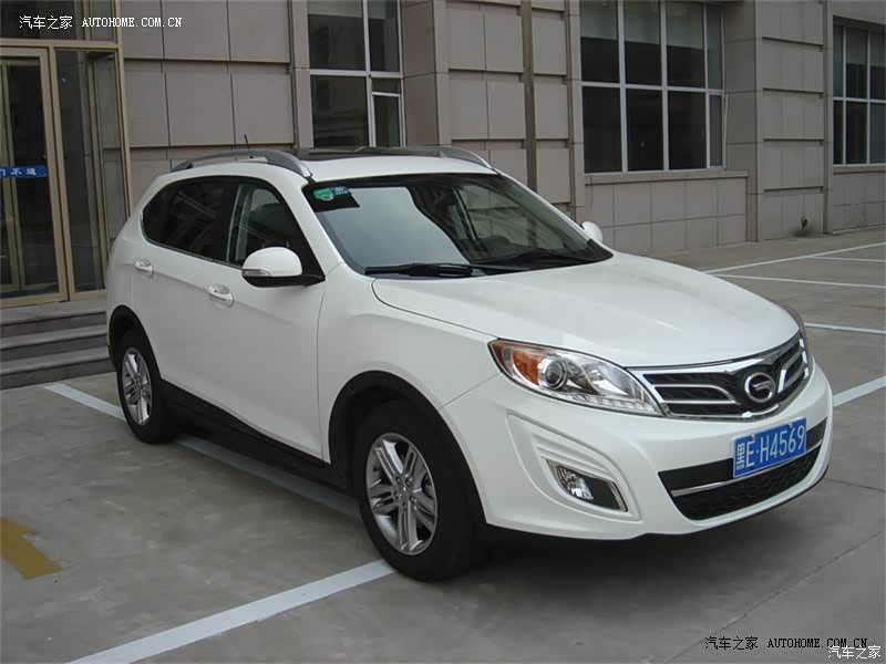 开车没有我想的那么难，这个车挺好开的