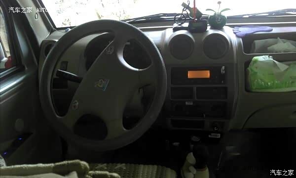 车买来3年了，还可以吧，没出过什么问题。