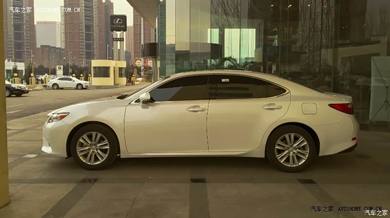 舒适，帅气，精致，一切都符合自己需要的要求。