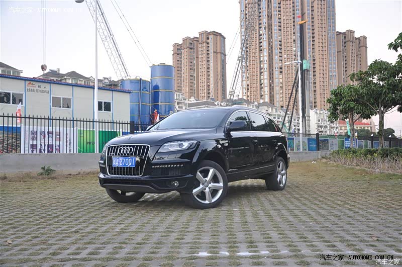 梦想了2年的爱车，除了内饰偏老其他都满意，完全符合预期！！！