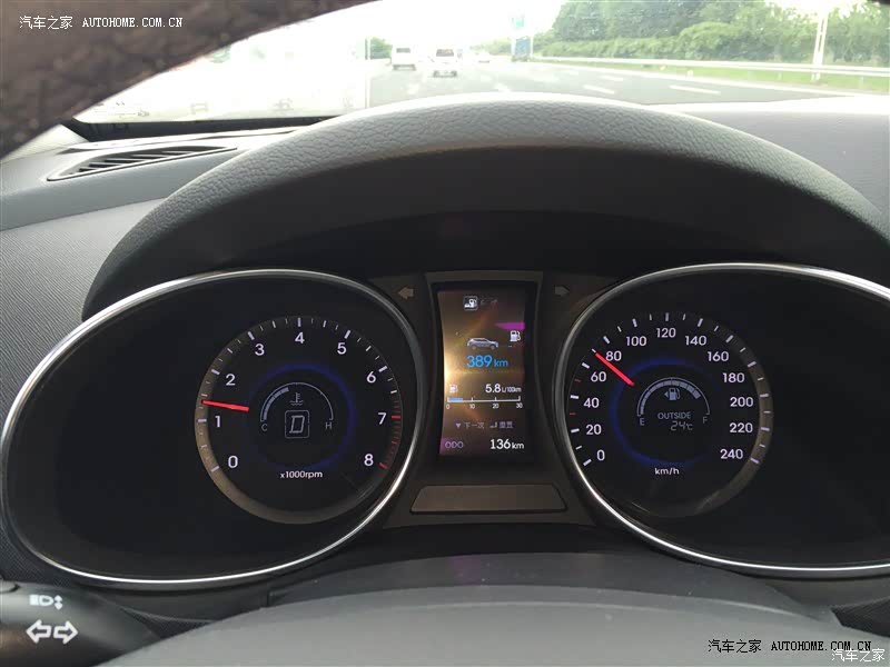 动力足，空间够大，特别是后备箱特能装，性价比高！！