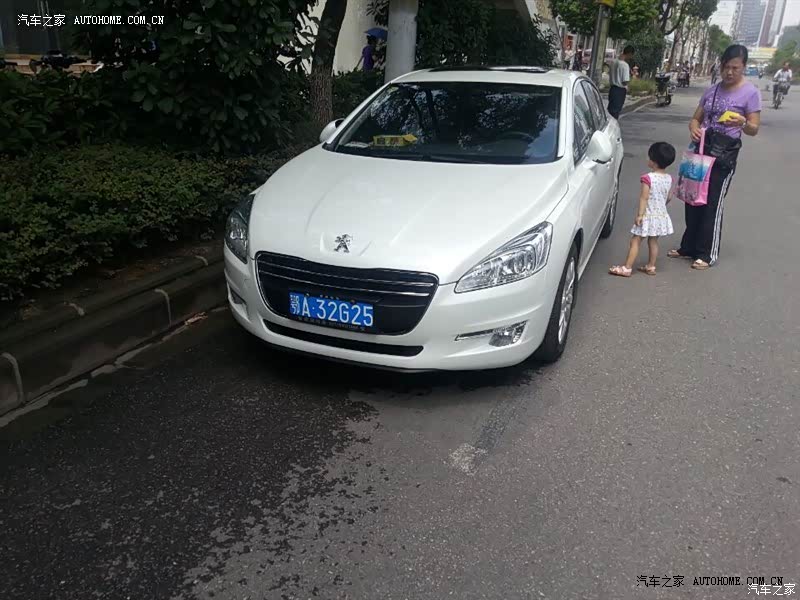 除了动力和豪华车不能比 操控 舒适并不弱于30W+的车 性价比高